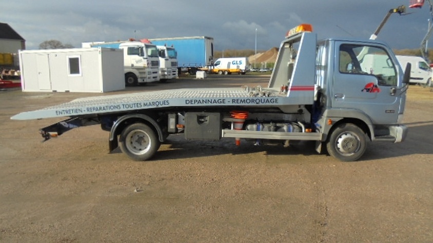 CAMION DEPANNAGE 3T5 NISSAN CABSTAR