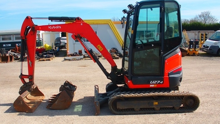 KUBOTA U 27‑4