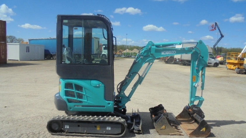 KOBELCO SK 17 SR‑3E