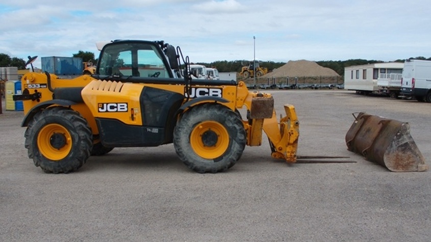 JCB 533-105