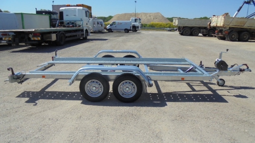 PTE‑VOITURE 2T7 TRIGANO